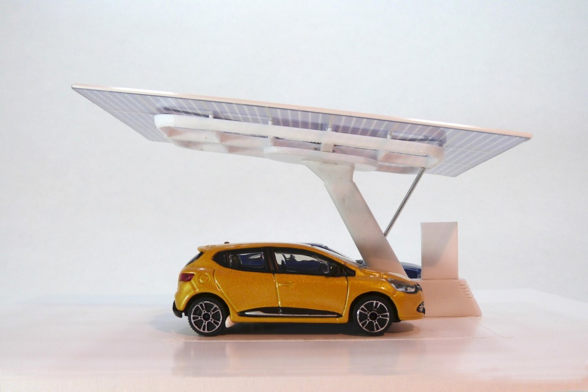 Innov'EnR Solar Panel Shelter