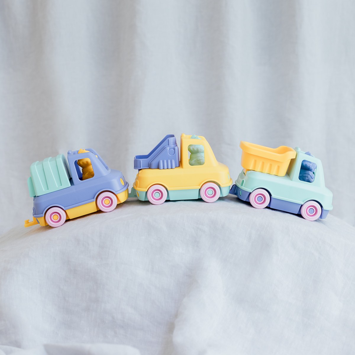 Le jouet Simple Camions