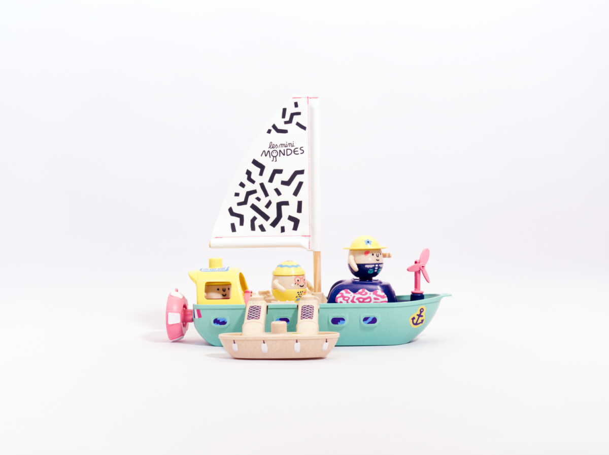 Les Minimondes Maxi Boat