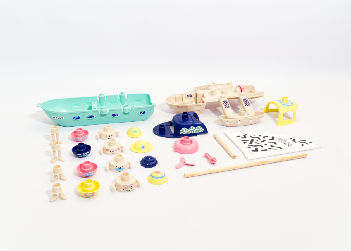 Les Minimondes Maxi Boat