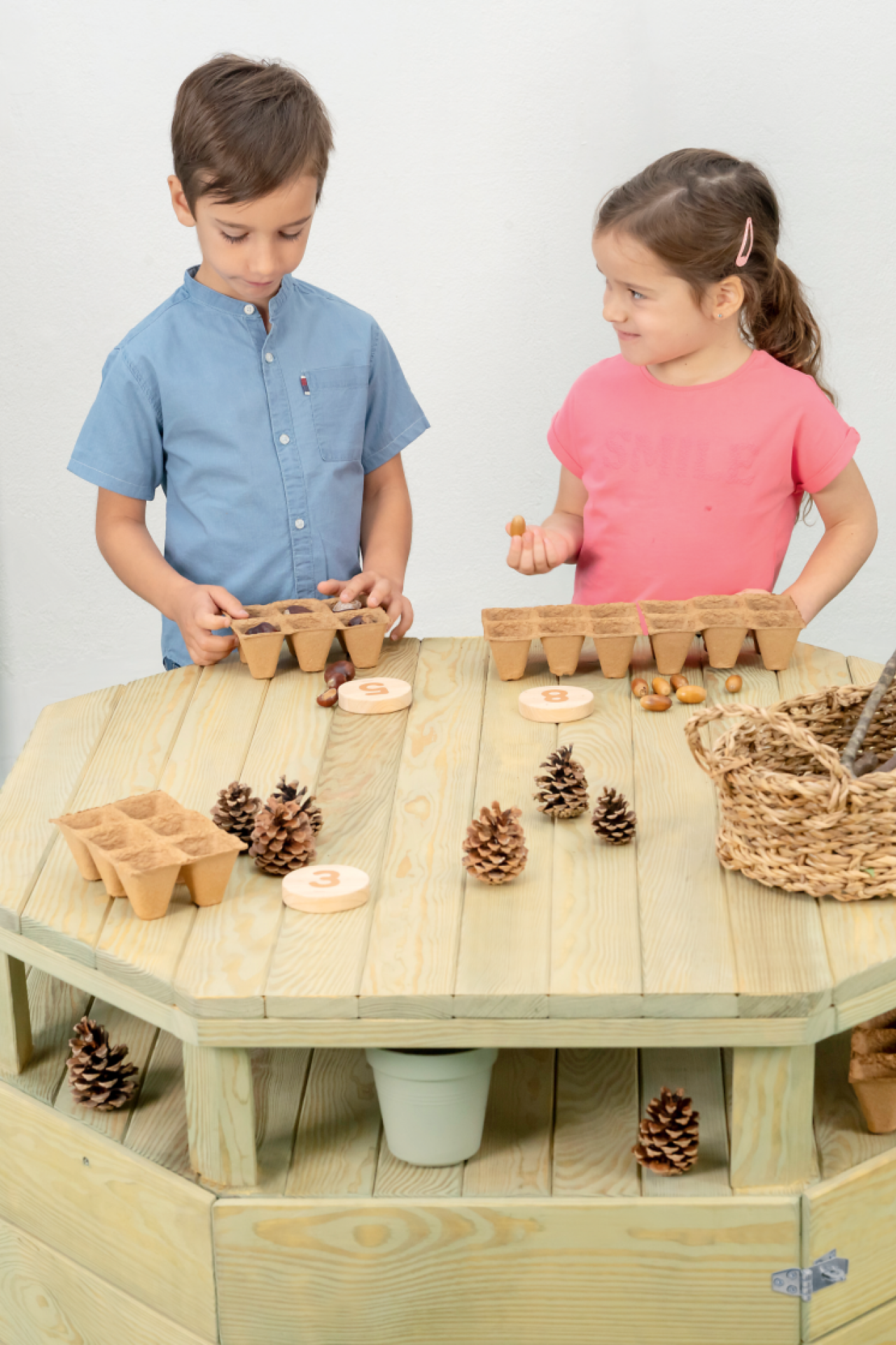 Nathan Activity Table Oasis